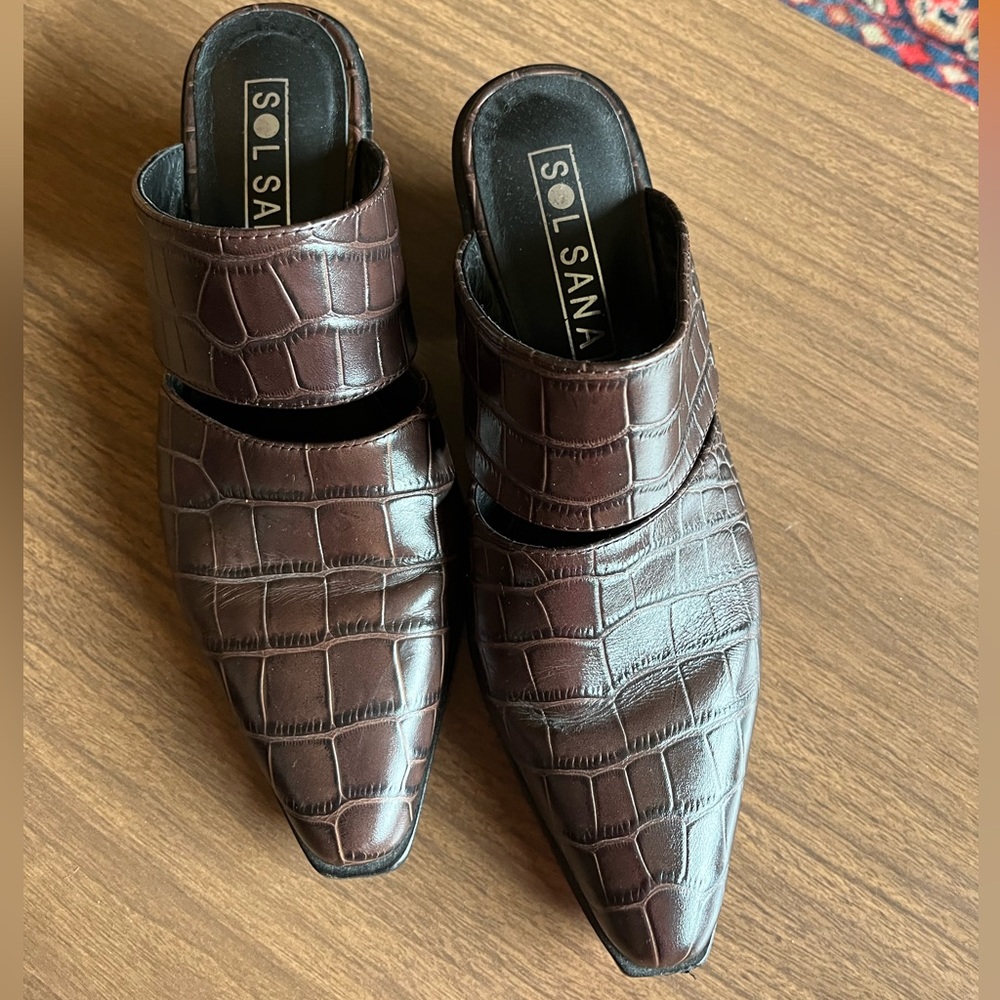 Brown croc mule